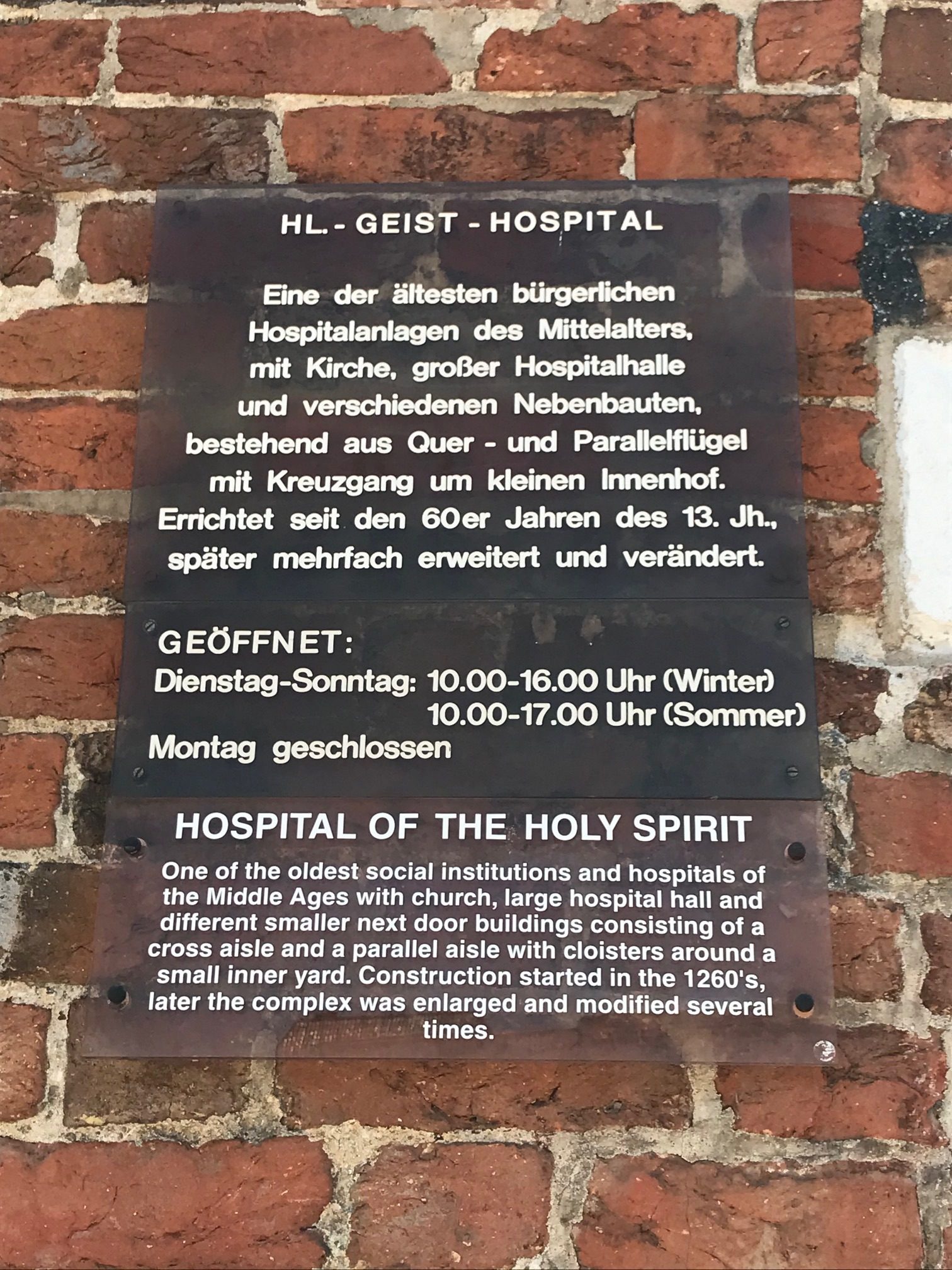 Heiligen%20Geist%20Hospital%2C%20Lubeck%20-%2003%20%28Hospital%20of%20the%20Holy%20Spirit%29.jpg